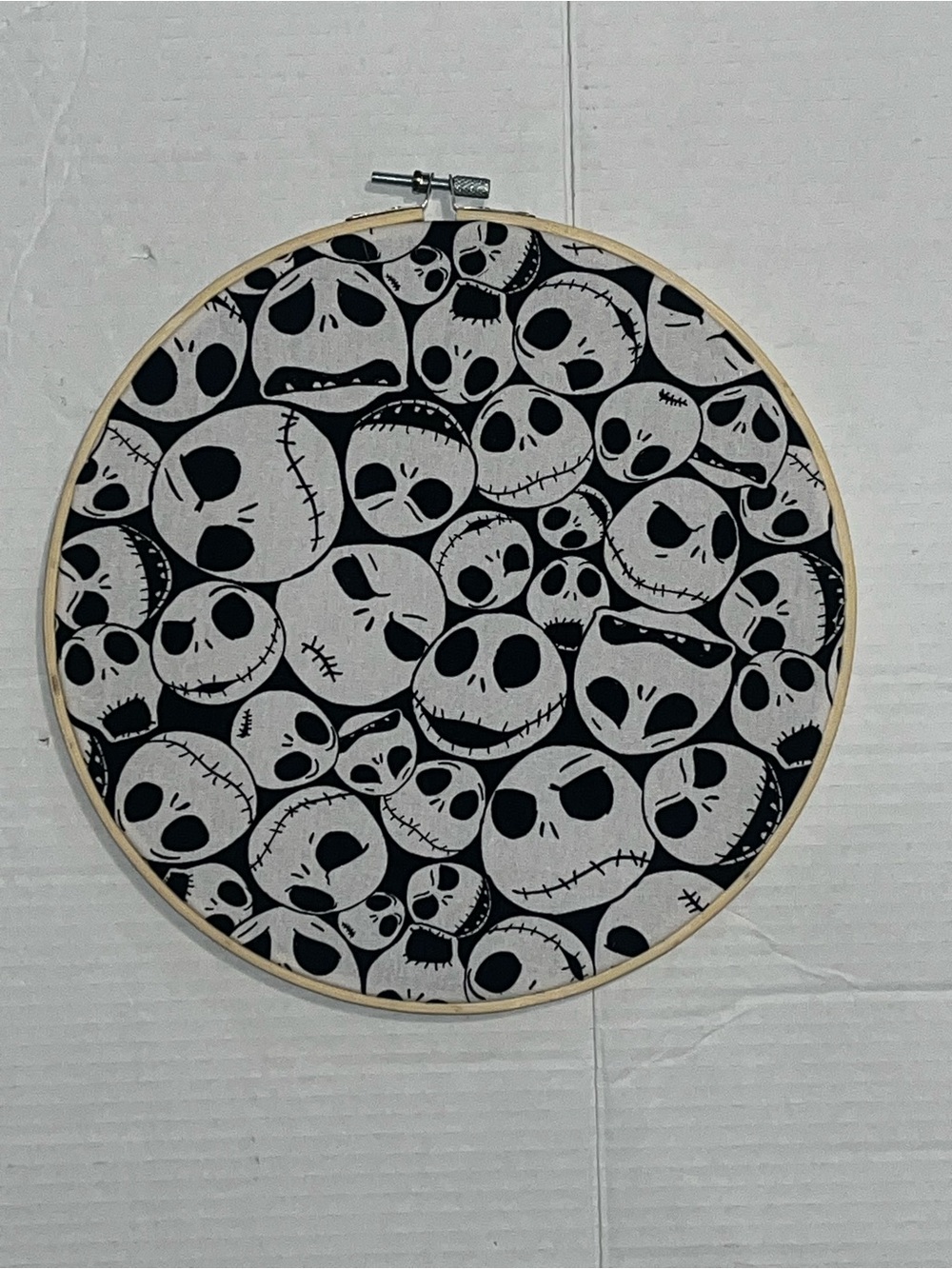 Disney Hand-Embroidered Skull Pattern Hoop Art Nightmare Before Christmas (NBC) - Picture 7 of 12
